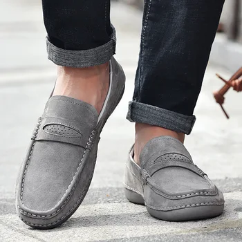 2023 Új Alkalmi Bőr Cipő Férfi Luxus Márka Magas Minőségű Velúr Naplopók Mokaszin Kényelmes Plus Size Csúszásmentes Cipő